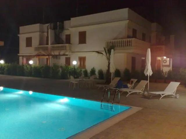 Appartamenti Ginevra Santa Maria al Bagno Exteriör bild